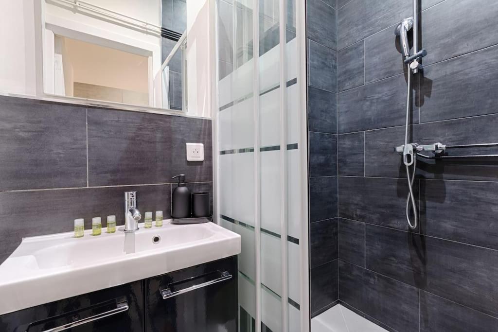 Batignolles Lemercier Cosy Apartment 4P-1Br Paryż Zewnętrze zdjęcie